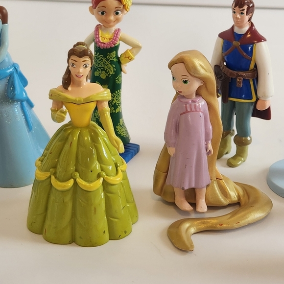 Lot of Disney Princess Figure Figurines Frozen Belle Rapunzel Brave Tiana - Picture 3 of 8